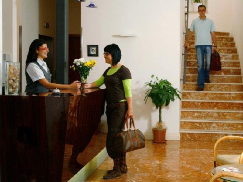 Hotell Apoksiomen 4*