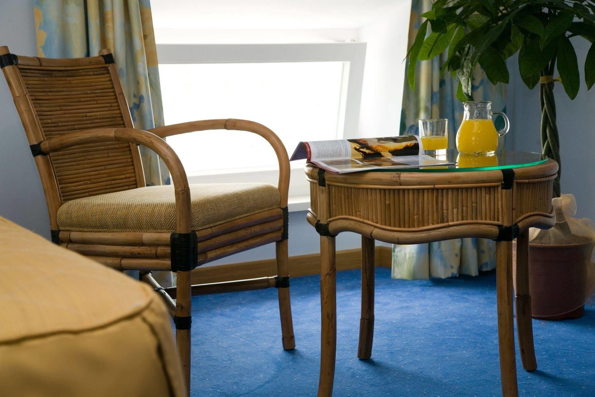 Apoksiomen Hotell 4*